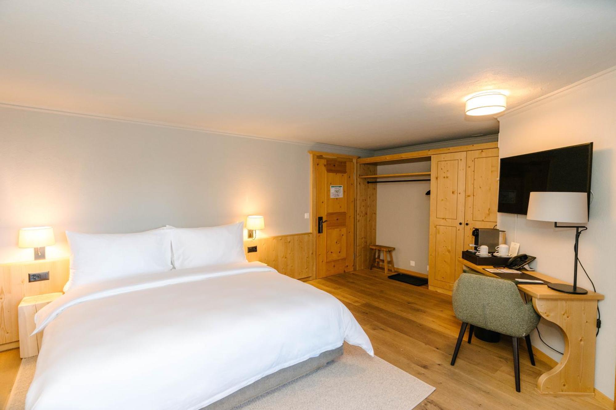 Seven Alpina Boutique Hotel 克洛斯特斯 外观 照片